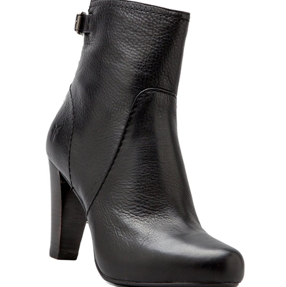 *Sold* FRYE Marissa Zip Short Boot Black Size 9M - Picture 2 of 12